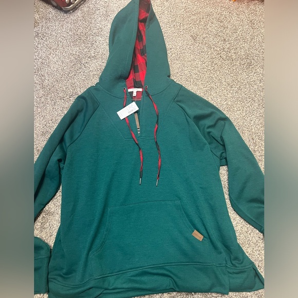 Green Sweatshirt - Picture 1 of 2
